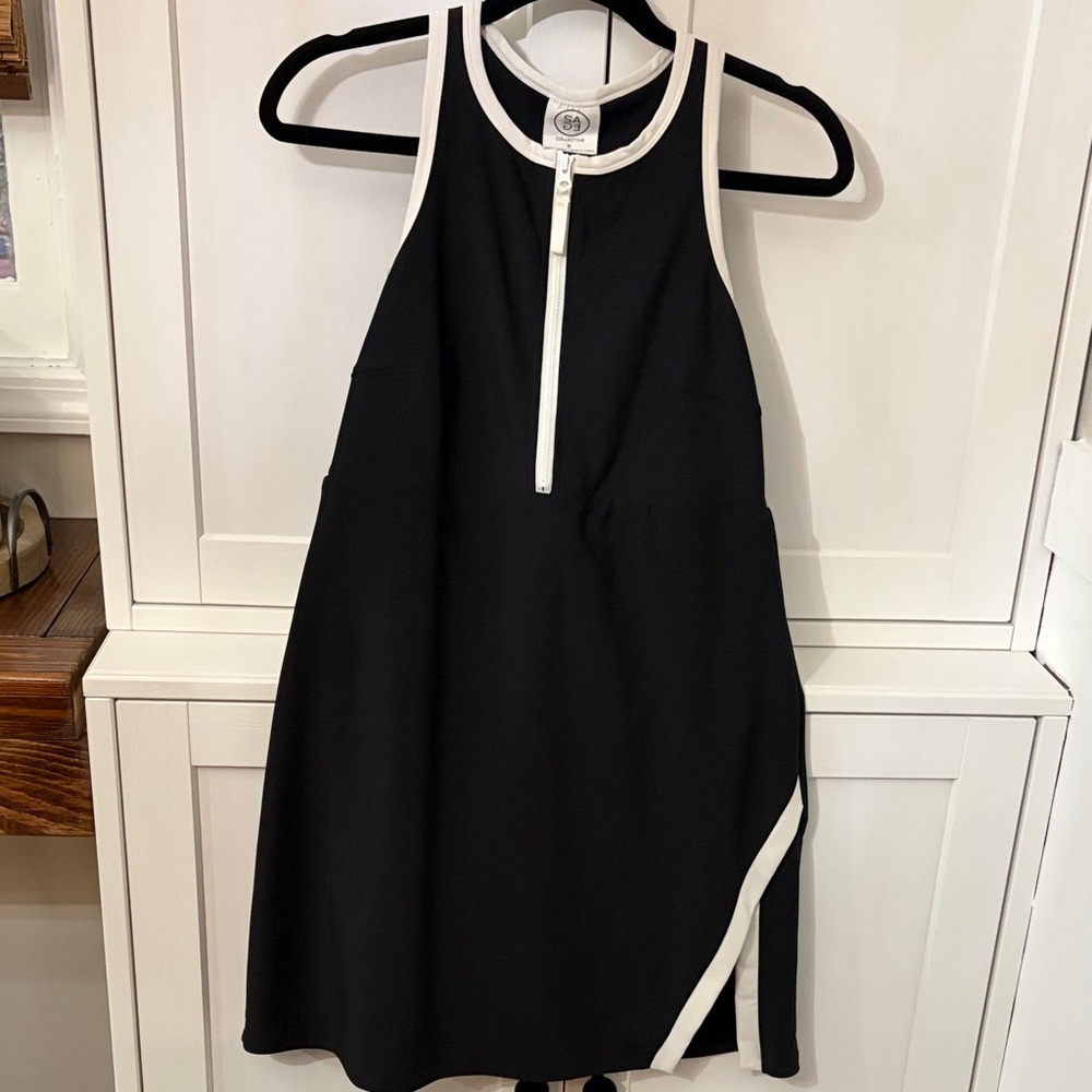 Sage Black Sleeveless Zip-Front Dress with White Trim